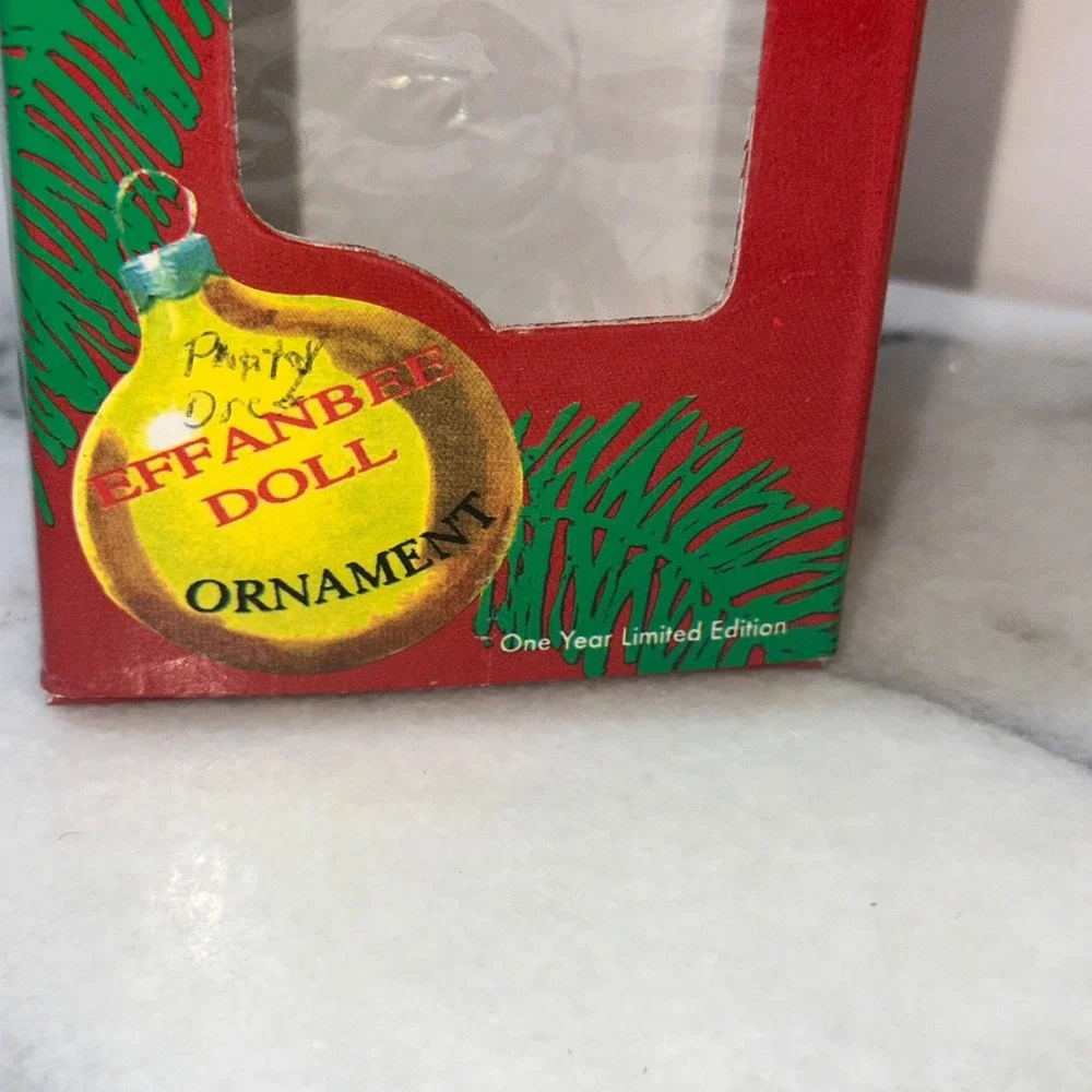 Effanbee Doll Company Patricia Kin Christmas Ornament 2000 Limited Edition Boxed